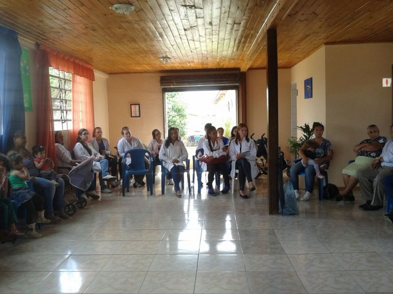  Reunião do Conselho  de saúde com a presença das alunas de nutrição da Federal